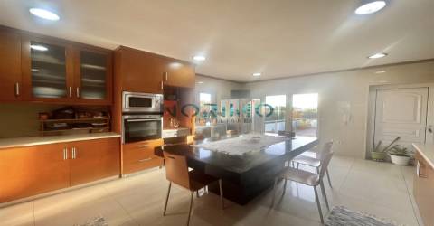 Moradia T4 Venda em Aver-o-Mar, Amorim e Terroso,Póvoa de Varzim