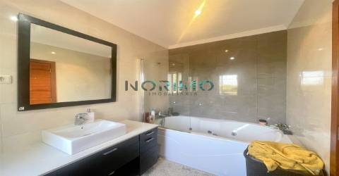 Moradia T4 Venda em Aver-o-Mar, Amorim e Terroso,Póvoa de Varzim