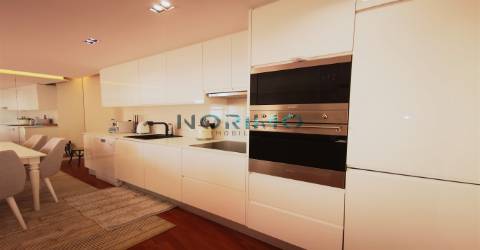 Apartamento T3 - Vista Frontal de Mar (1ª linha)