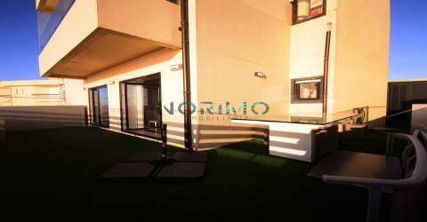 Apartamento T3 - Vista Frontal de Mar (1ª linha)