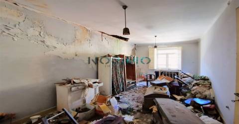 Moradia para Reconstrução com terreno - Centro Póvoa de Varzim