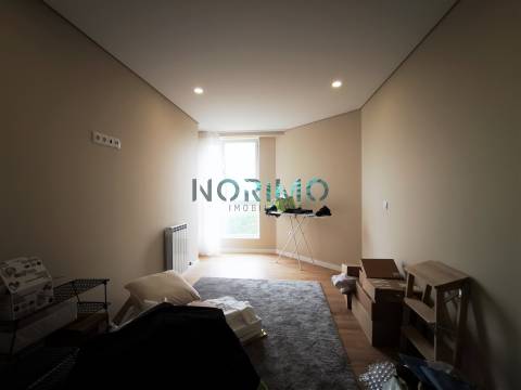 Apartamento T3 Venda em Póvoa de Varzim, Beiriz e Argivai,Póvoa de Varzim