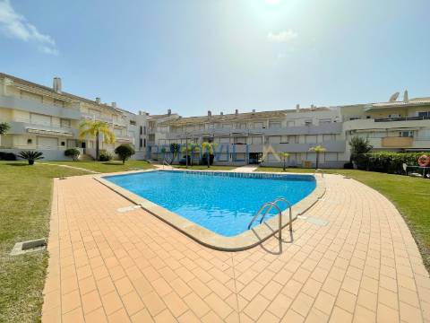 Apartamento T2 Venda em Quarteira,Loulé