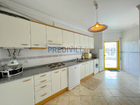 Apartamento T2 Venda em Quarteira,Loulé