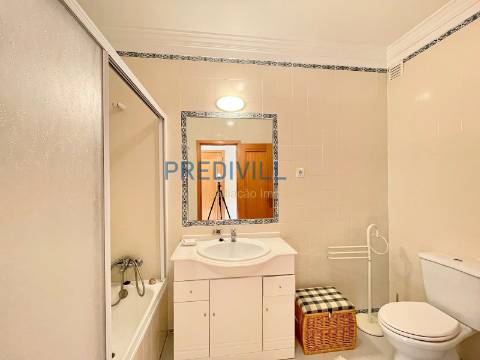 Apartamento T2 Venda em Quarteira,Loulé