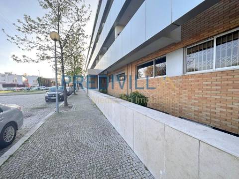 Apartamento T3 Arrendamento em Moreira,Maia