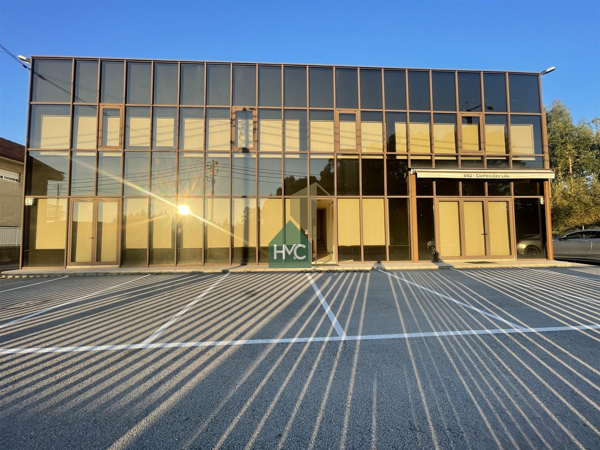 Armazém  Venda em Sousela,Lousada