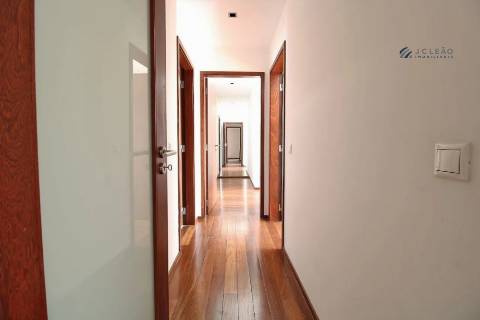 Apartamento T3 com 180 m2 no condomínio dos Choupos em Santo Tirso