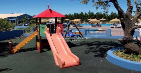 Encantador resort familiar bem posicionado alberga dez propriedades T-1 e dezanove T-1+1 propriedade