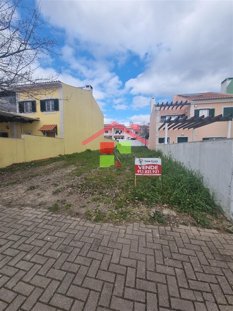 Lote de Terreno T3 Venda em Santarém (Marvila), Santa Iria da Ribeira de Santarém, Santarém (São Salvador) e Santarém (São Nicolau),Santarém