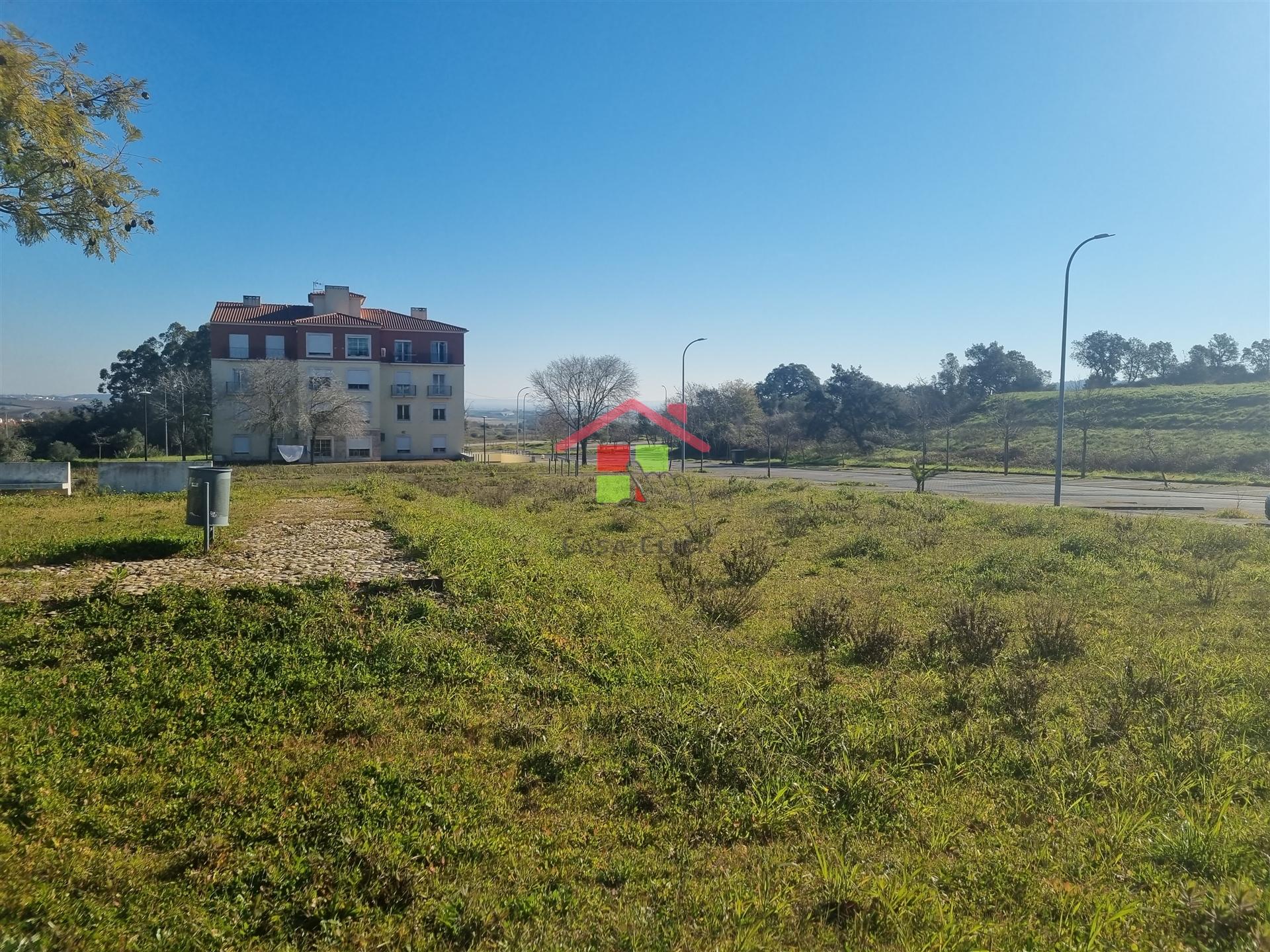 Lote de Terreno T3 Venda em Santarém (Marvila), Santa Iria da Ribeira de Santarém, Santarém (São Salvador) e Santarém (São Nicolau),Santarém