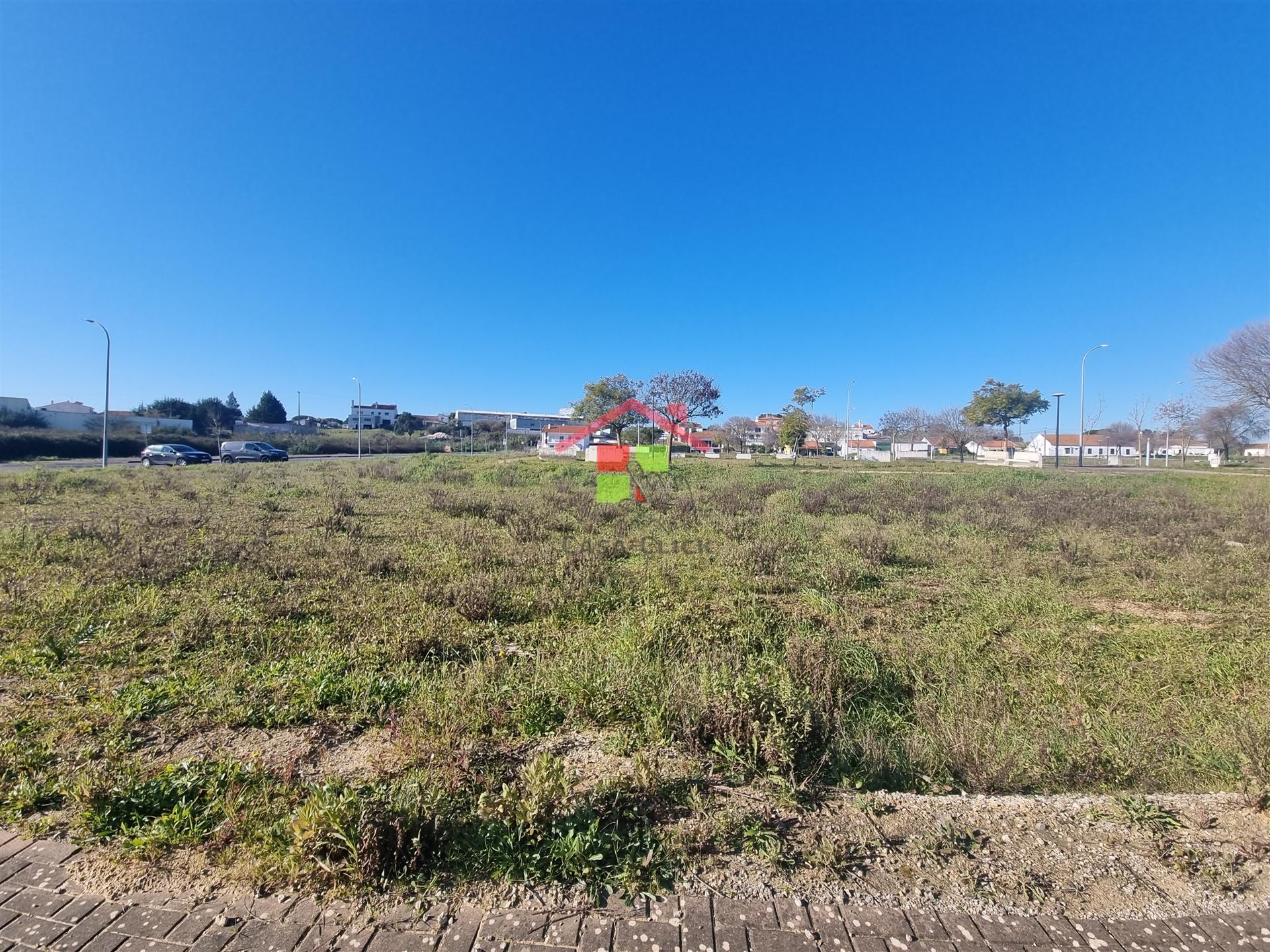 Lote de Terreno T3 Venda em Santarém (Marvila), Santa Iria da Ribeira de Santarém, Santarém (São Salvador) e Santarém (São Nicolau),Santarém