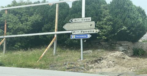 Terreno com 890m2, para Moradia isolada