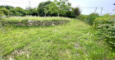 Terreno com 890m2, para Moradia isolada