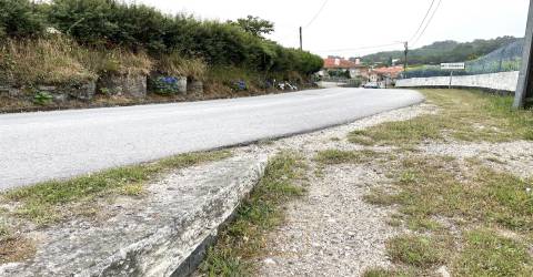 Terreno com 890m2, para Moradia isolada