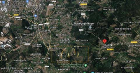 Terreno com 890m2, para Moradia isolada