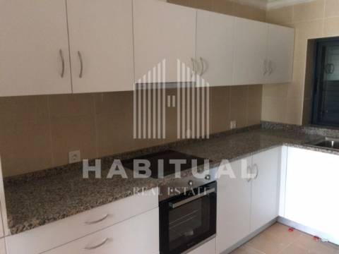 Moradia Isolada T4 em Campos  ( ARRENDADA)