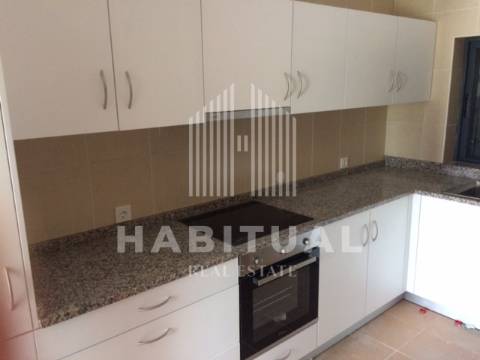 Moradia Isolada T4 em Campos  ( ARRENDADA)