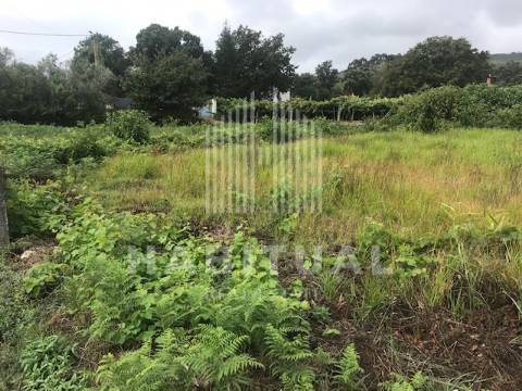 Terreno com 1870 m2  em Riba de Ancora