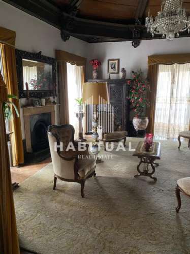 Moradia Isolada T4 em pleno Centro de Viana do Castelo com jardim