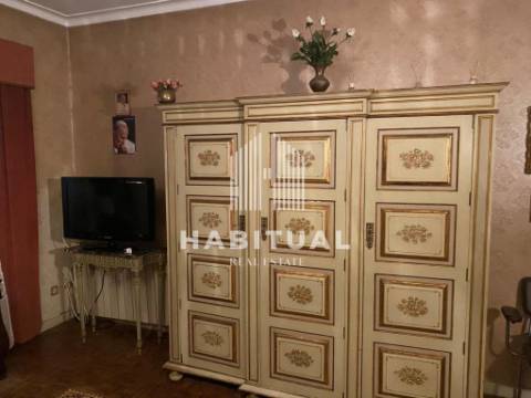 Moradia Isolada T4 em pleno Centro de Viana do Castelo com jardim