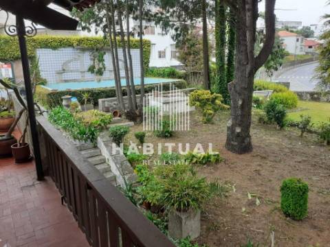 Moradia Isolada T4 em pleno Centro de Viana do Castelo com jardim