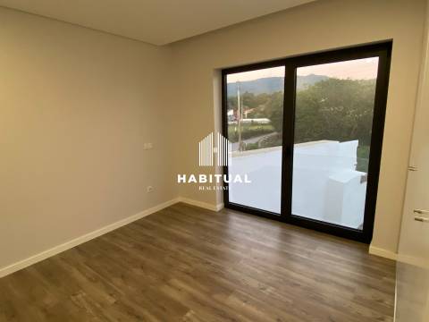 MORADIA T3 EM VALENÇA