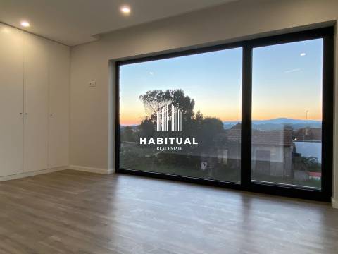 MORADIA T3 EM VALENÇA