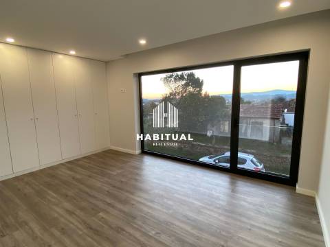 MORADIA T3 EM VALENÇA