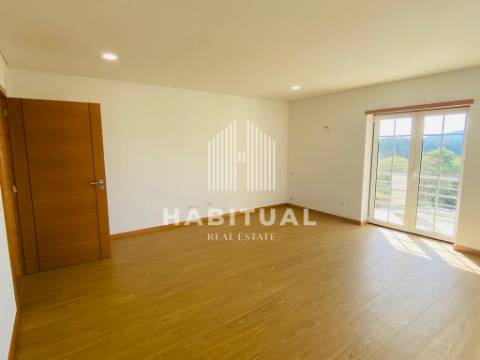 Moradia T4+1 com vistas para o rio Minho