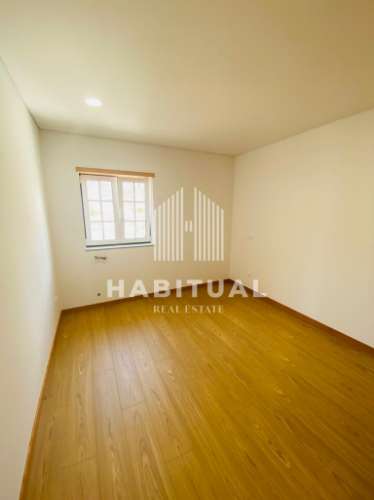 Moradia T4+1 com vistas para o rio Minho