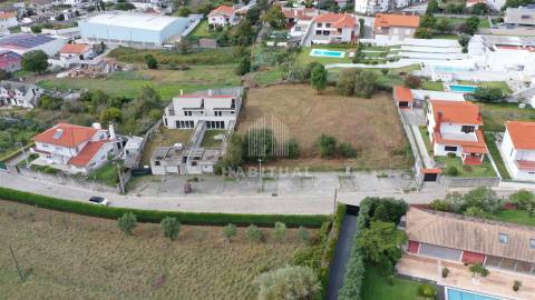 Venda conjunta de 4 Lotes em Afife