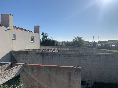 Venda conjunta de 4 Lotes em Afife