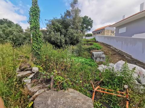Terreno de construção em Cardielos com 604 m2