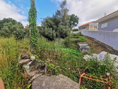 Terreno de construção em Cardielos com 604 m2