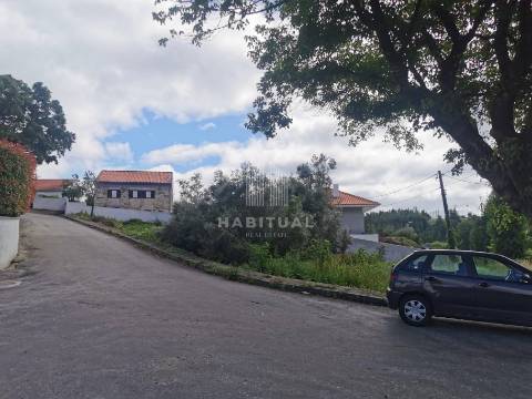 Terreno de construção em Cardielos com 604 m2