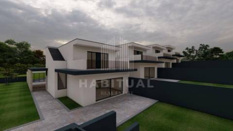 Terrenos com projecto aprovado 4 Moradias em Castelo do Neiva