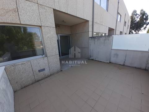 Moradia T3 Triplex em Condominio fechado com piscina e vistas rio  em Seixas