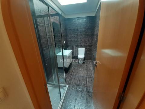 Moradia T3 Triplex em Condominio fechado com piscina e vistas rio  em Seixas