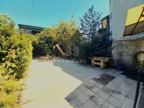 Moradia T3 no Centro de Vila de Prado