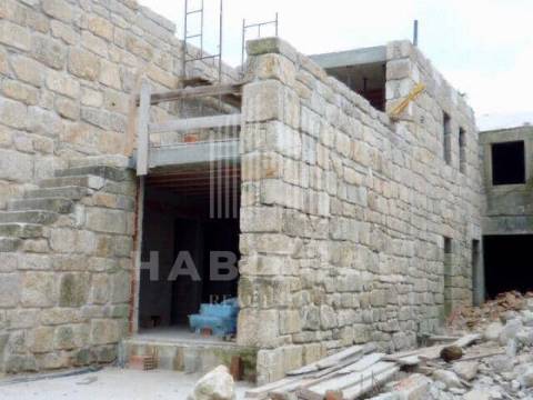 Moradia Geminada T3 Venda em Vilar de Mouros,Caminha