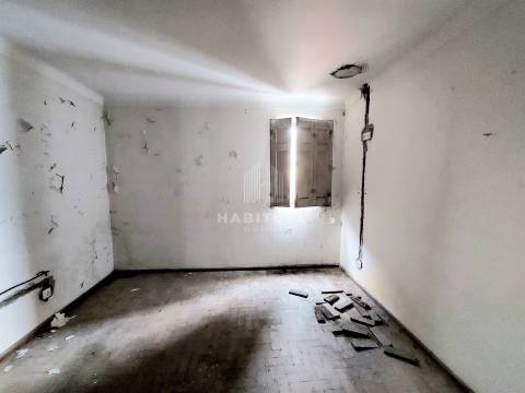 Apartamento T2 com vistas rio em Lanhelas