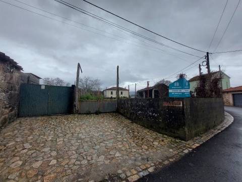 Terreno para construção de moradia em Valença