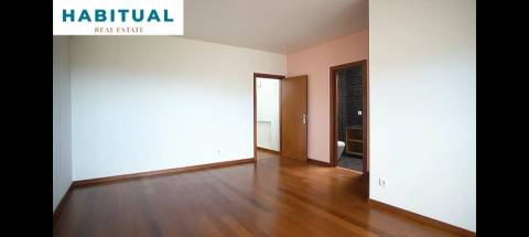 Moradia T3  em Seixas - Condomínio Fechado com Piscina