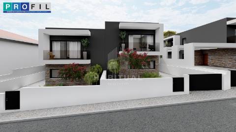 Terreno Urbano com Projeto em Darque - Santoinho