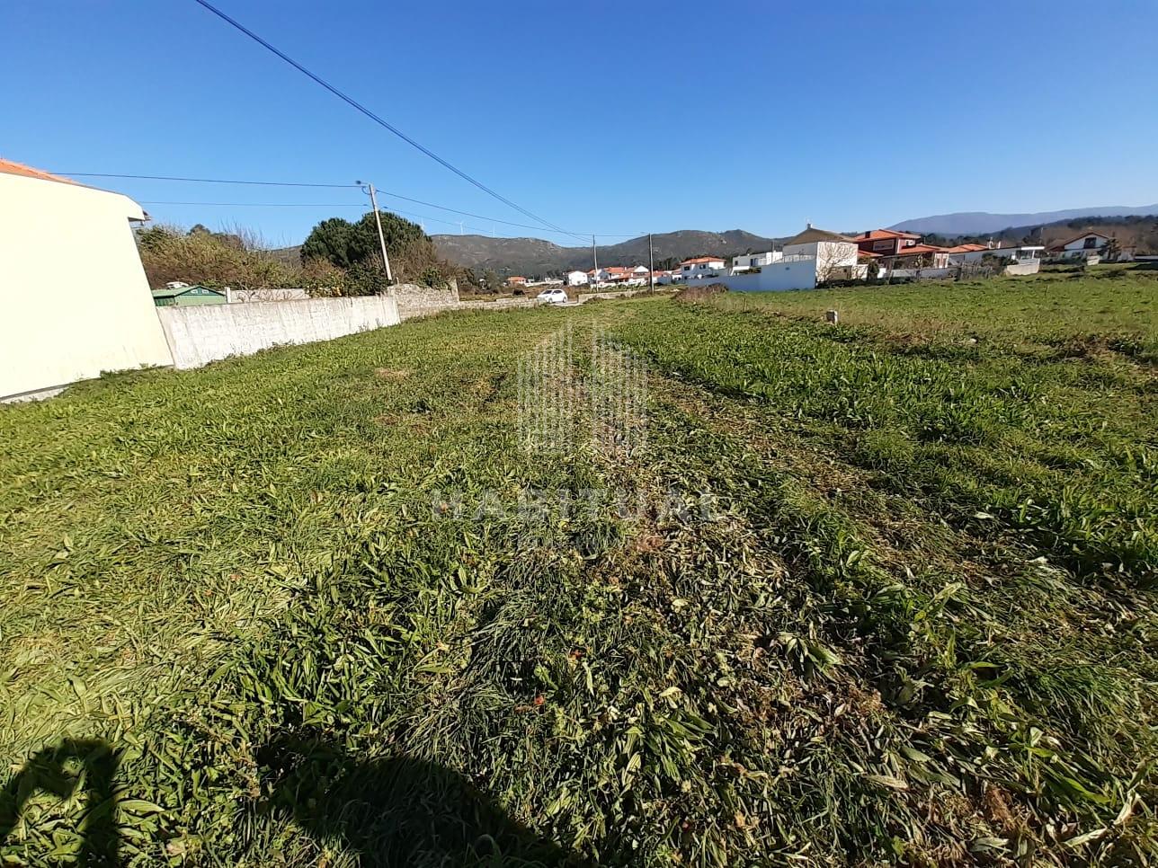 Lote de 1478 m2 destinado a construção em Vila Praia de Âncora