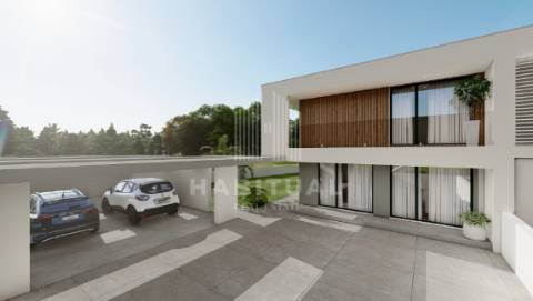 Terreno com Projeto Aprovado para Moradia T4 com Piscina em Vila Nova de Anha