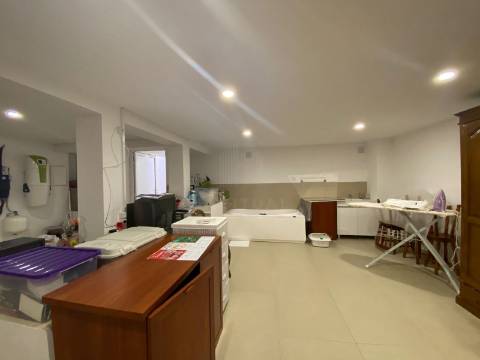 Moradia T4 Junto à Praia em Vila Praia de Âncora