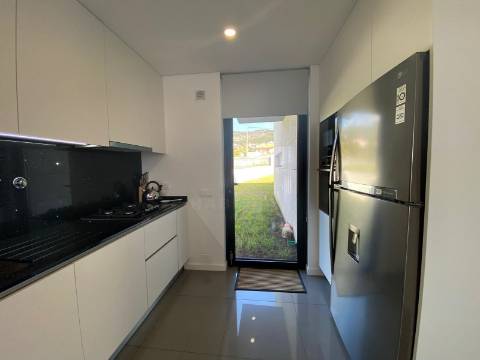 Moradia T4 Junto à Praia em Vila Praia de Âncora