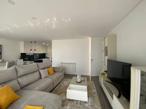 Moradia T4 Junto à Praia em Vila Praia de Âncora